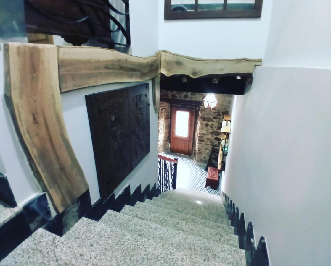 Hostal La Medina De Camponaraya エクステリア 写真