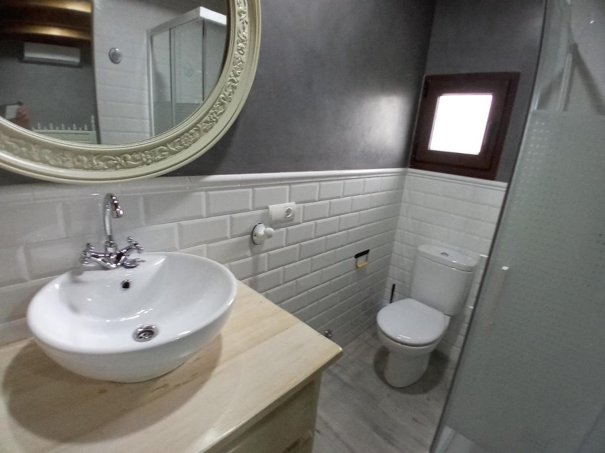 Hostal La Medina De Camponaraya エクステリア 写真