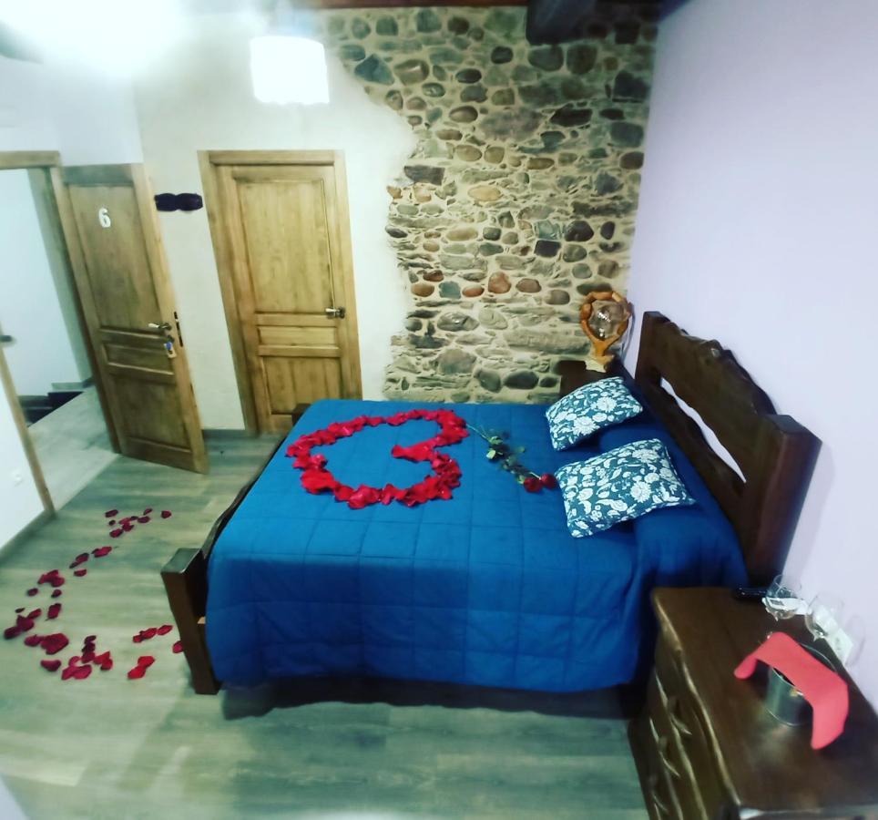 Hostal La Medina De Camponaraya エクステリア 写真