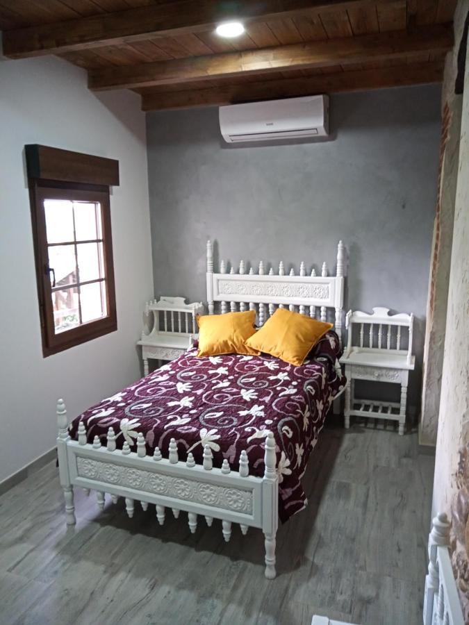Hostal La Medina De Camponaraya エクステリア 写真