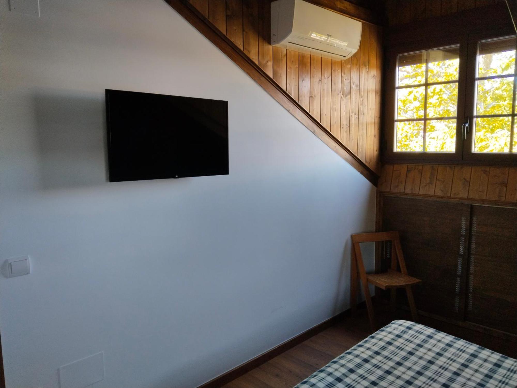 Hostal La Medina De Camponaraya エクステリア 写真