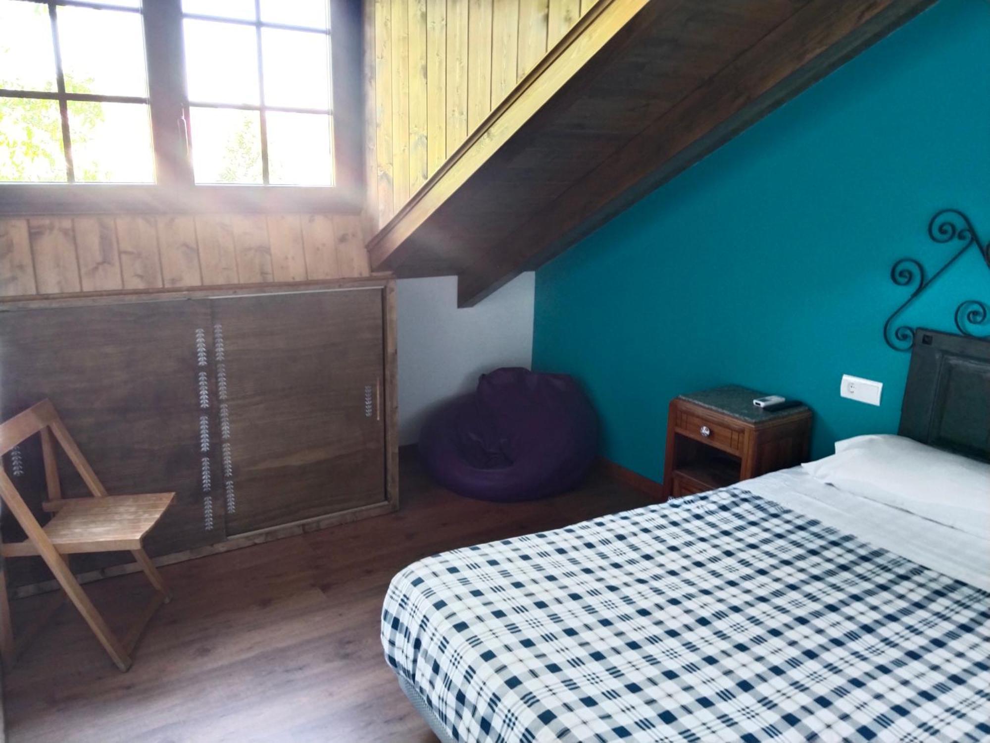 Hostal La Medina De Camponaraya エクステリア 写真